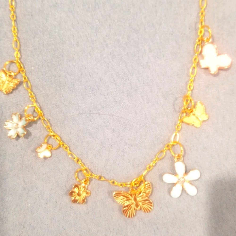 Girls butterfly necklace. N34